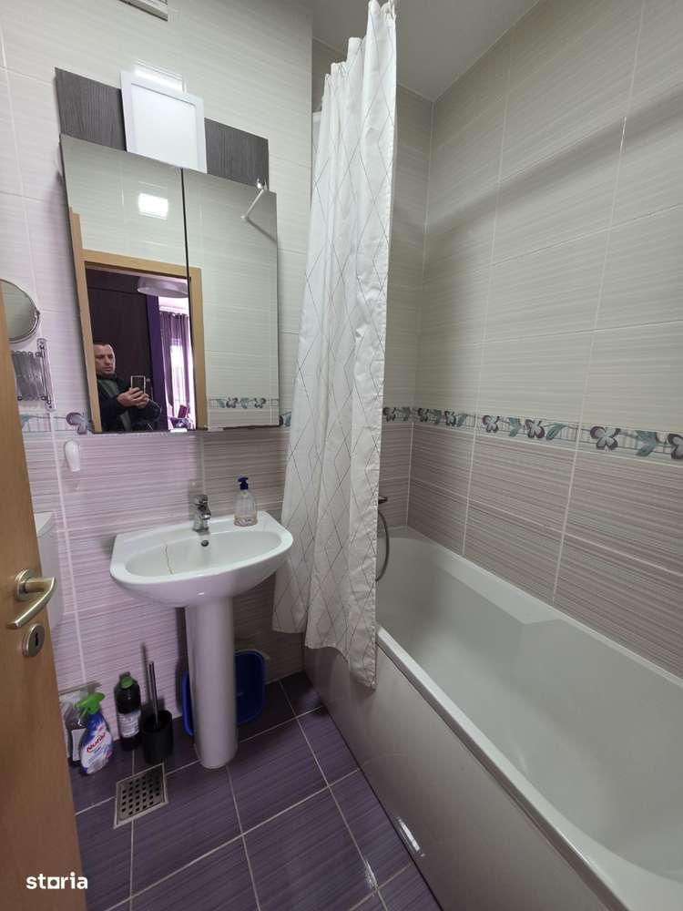 1 Decembrie 1918, 15 minute metrou,complex Rasarit de Soare, bloc 2007-10