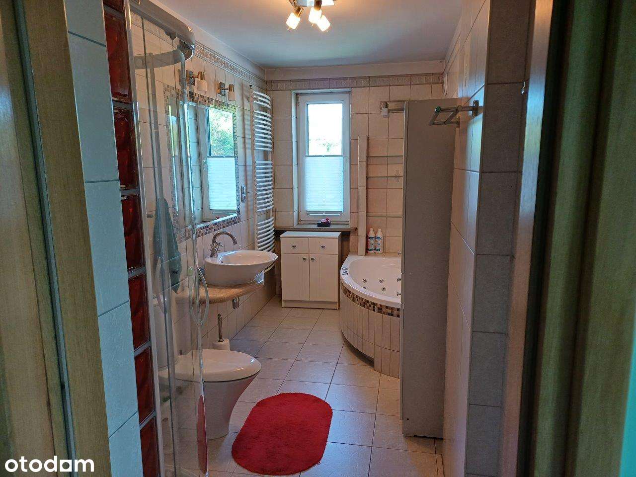 Nieruchomość z wygodnym, rodzinnym domem na wsi - Pełny obrazek: 4/17