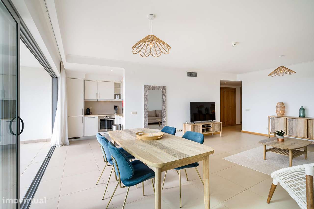 Apartamento T1 com vista mar a 600m da praia-5