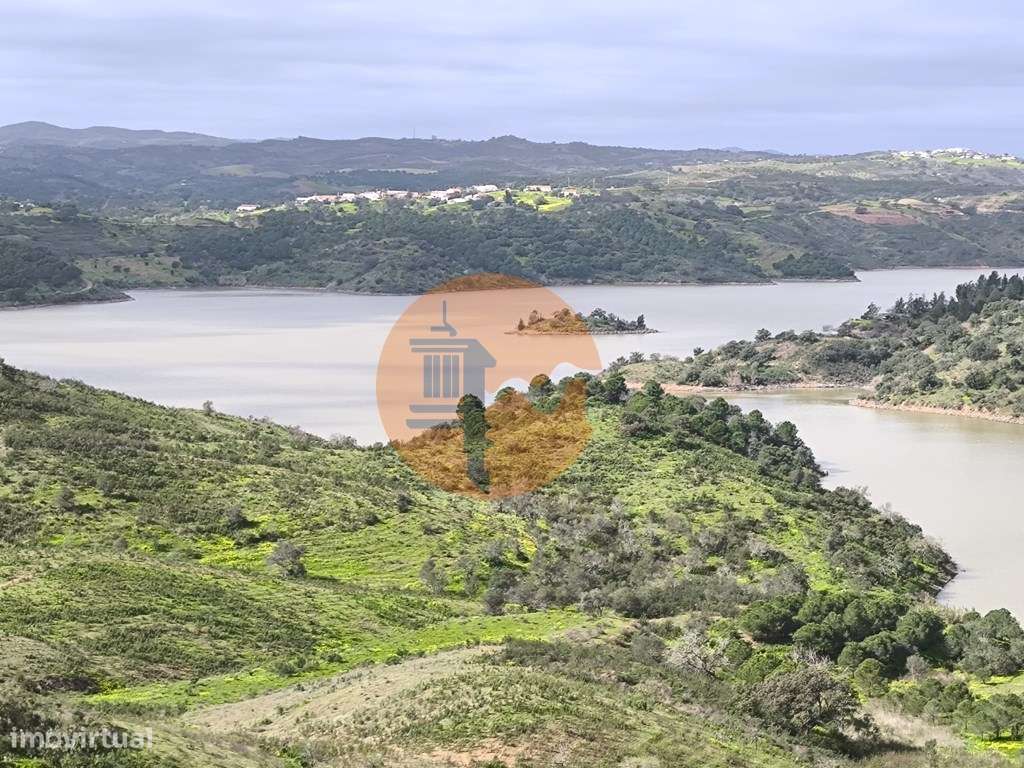 TERRENO COM 57.240 M2 - COM DOIS FUROS DE ÁGUA - PROXIMO A BARRAGEM... - Grande imagem: 5/25