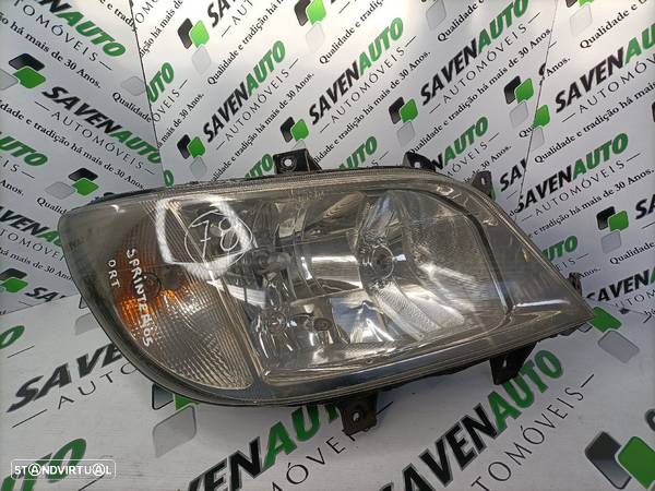 Farol Dto Mercedes-Benz Sprinter 2-T Autocarro (901, 902) - 1