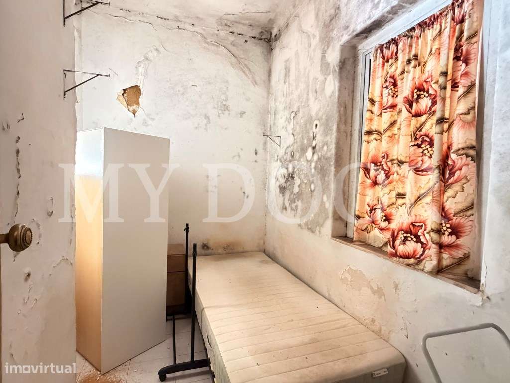 Apartamento T2 - Moscavide - Obras Totais - RCH c/ Terraço-26
