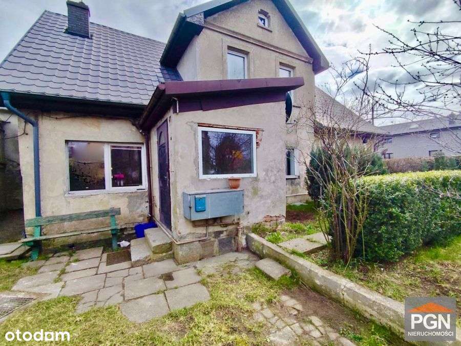 Połowa domu blisko centrum z działką-19