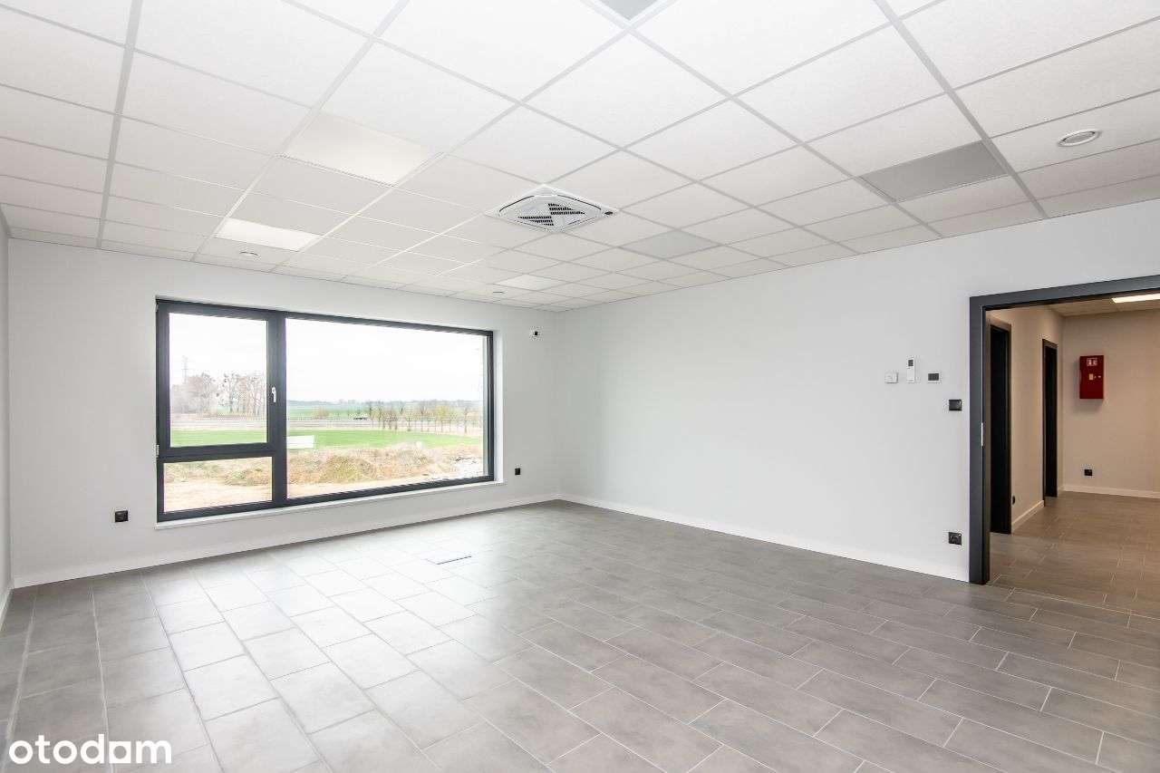 Na sprzedaż nowy magazyn z biurami SADY-17