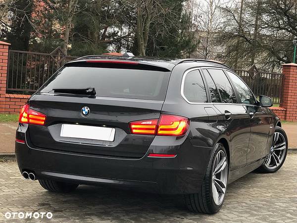 BMW Seria 5 520d Touring Modern Line - 32