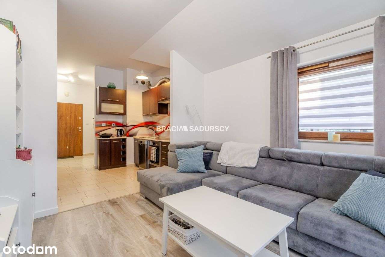 Przestronne i dobrze doświetlone / klimatyzacja - Pełny obrazek: 4/20