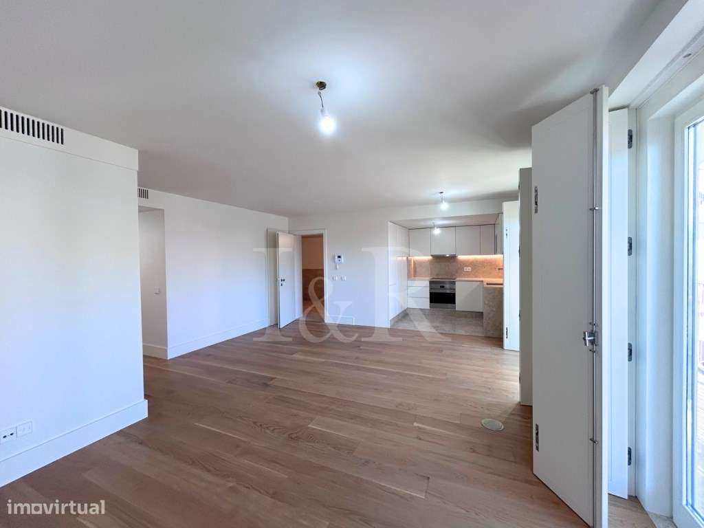 Apartamento T2 com varanda e estacionamento, Capuchos Residences, L... - Grande imagem: 3/43