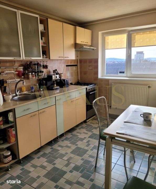 Apartament 3 camere , zona Spitalul Judetean - Imagine principală: 4/9