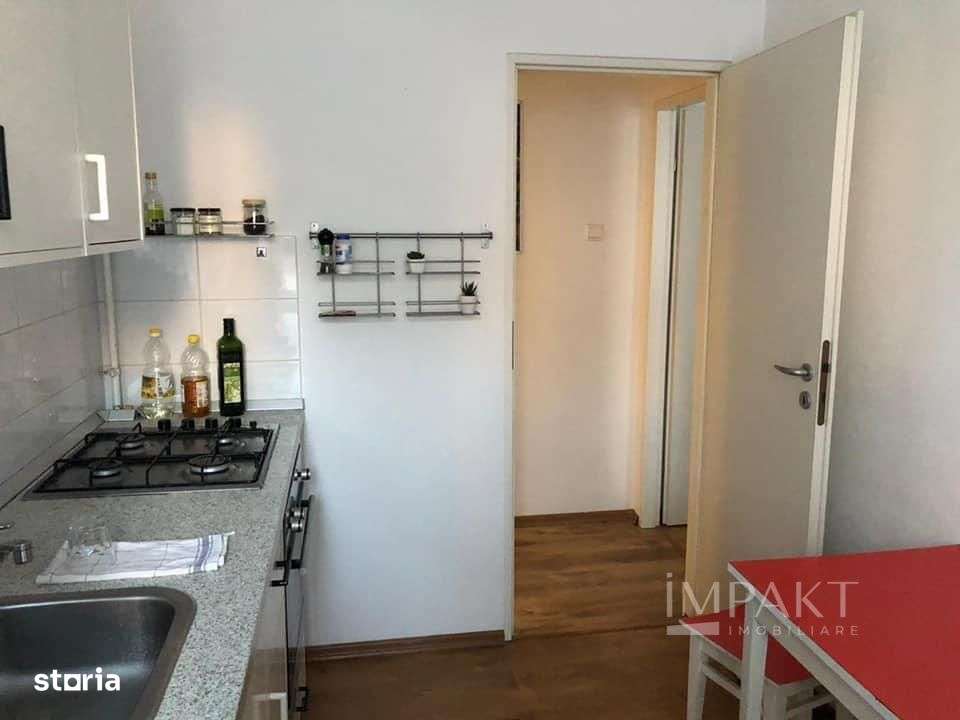 Apartament cu 2 camere langa parcul central. - Imagine principală: 2/12