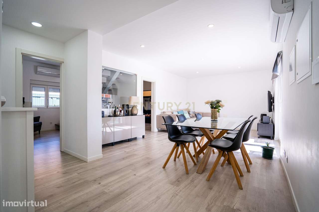 Moradia com piscina - Charneca da Caparica - Grande imagem: 4/37