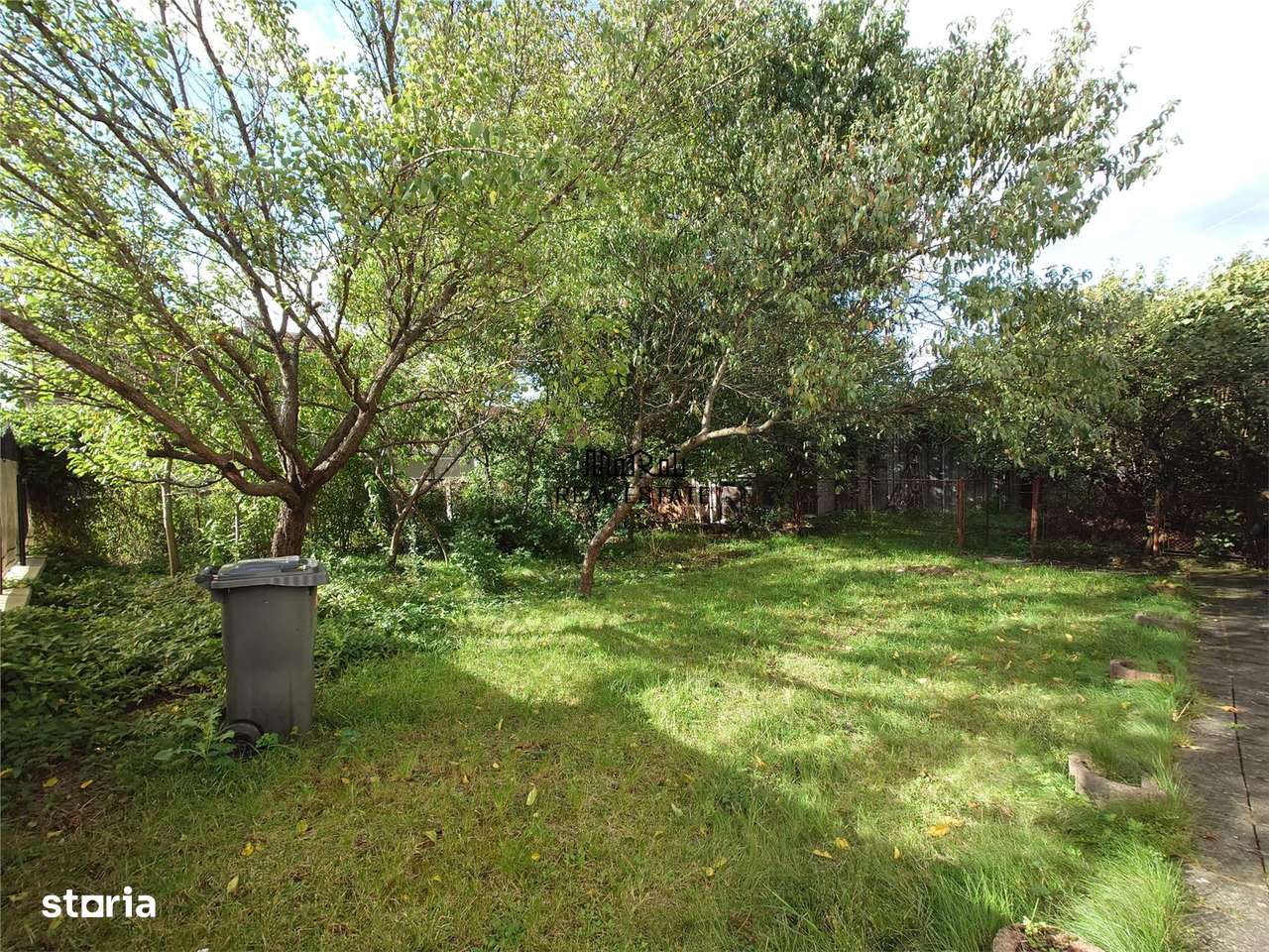 Casa cu aer nobil in Baia de Cris-16