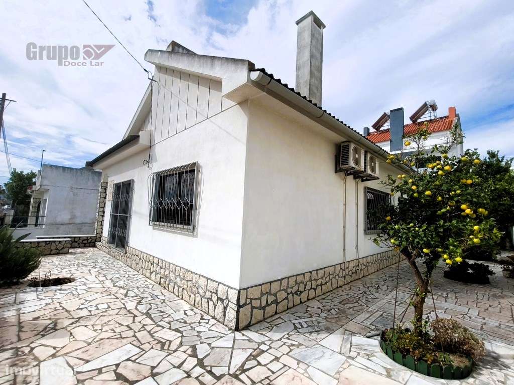 Fantástica Moradia Isolada T3 com Sótão, Cave e Churrasqueira em Qu...-22