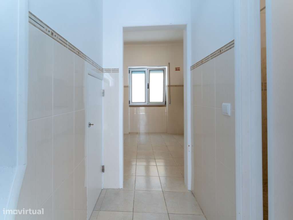 Apartamento T1 duplex a 150 metros da praia - Grande imagem: 5/25