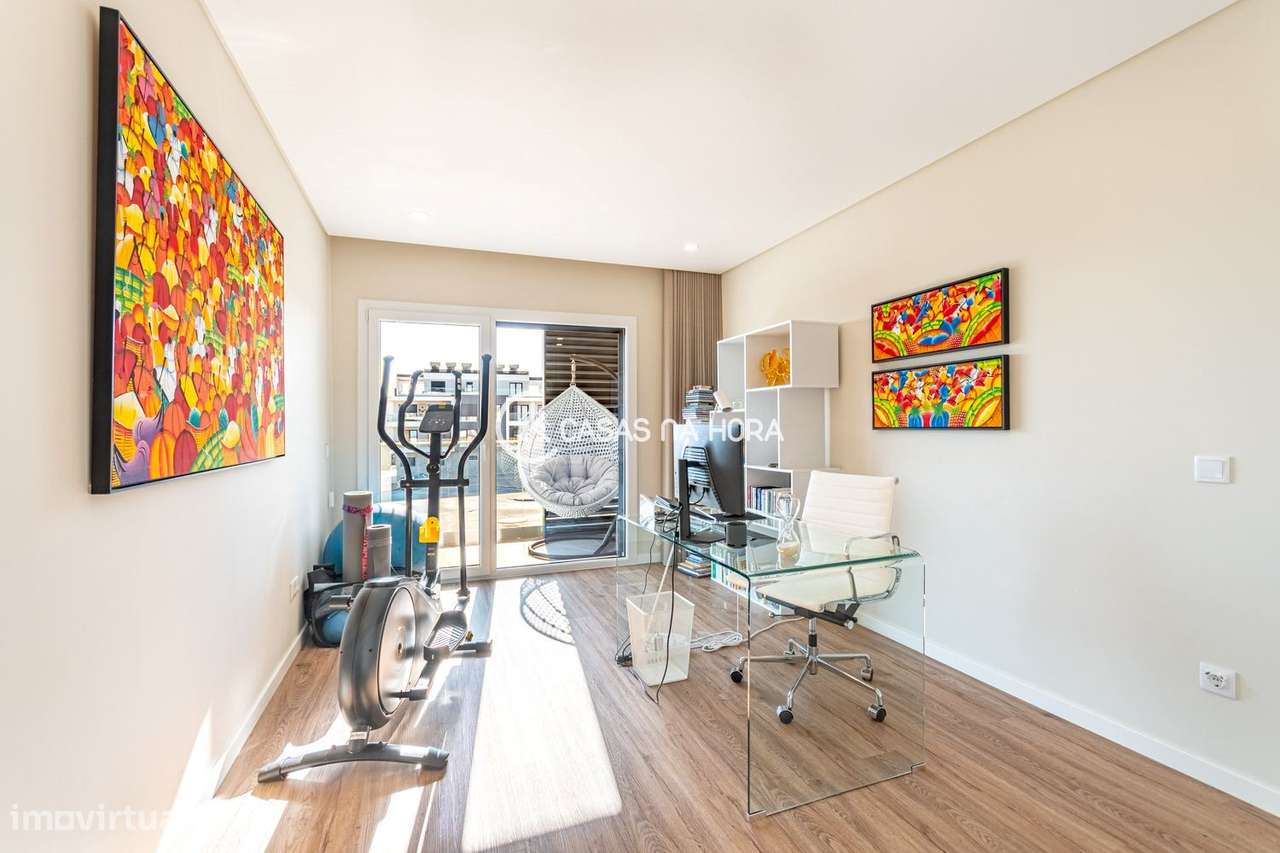 T3 NOVO NA ATALAIA - MONTIJO | MOBILADO, 2 AMPLAS VARANDAS E GARAGE...-13