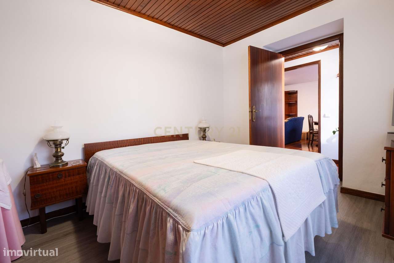 Moradia Típica Madeirense com Potencial Único – Piornais, Funchal-16