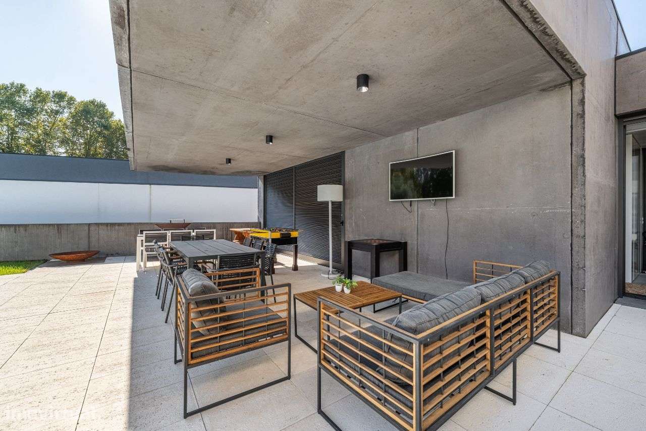 Fantástica Moradia T3+1-35