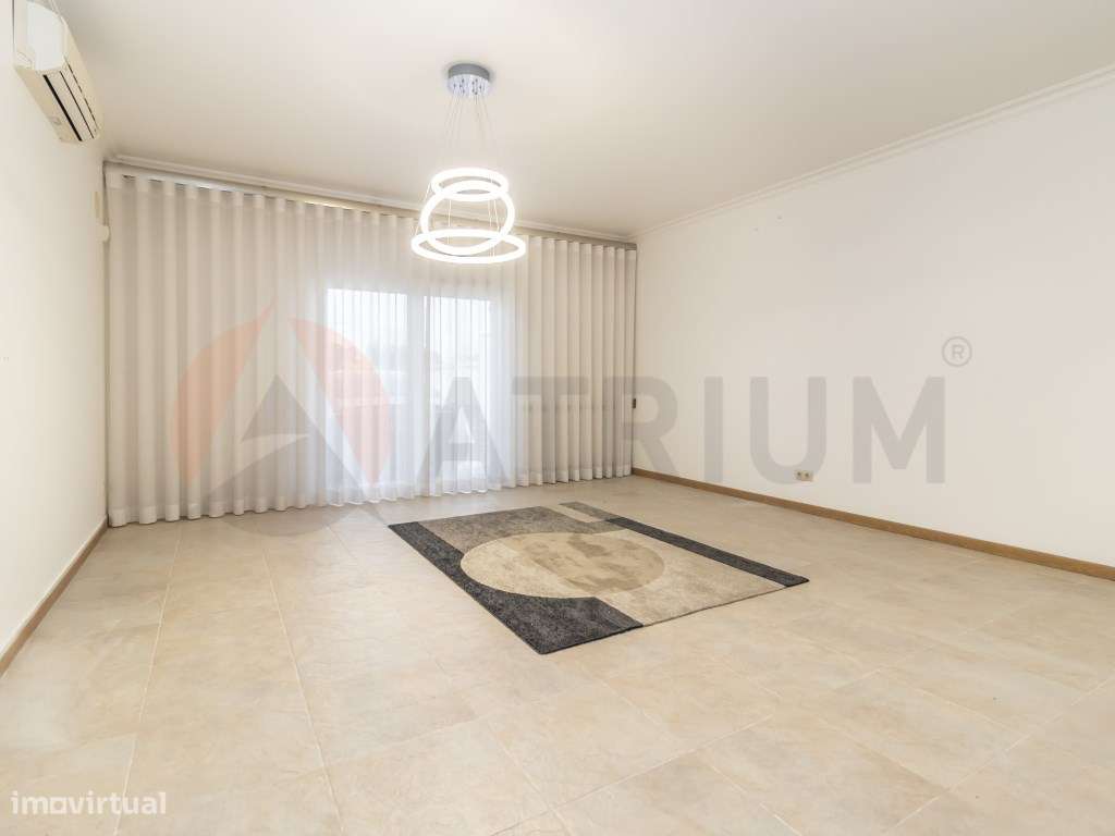 Exclusiva Moradia T6 com Quintinha, Piscina e Elevado Potencial de ...-14