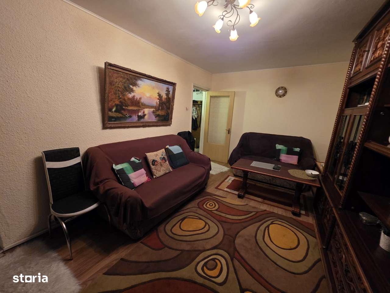 Dristor, 5 minute metrou, Ramnicul Sarat, chiar pe Istriei, bloc 1983-4