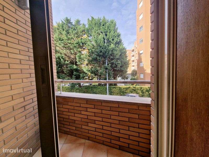 T2 Gaia ( junto ao arrabida shopping) - Grande imagem: 4/8