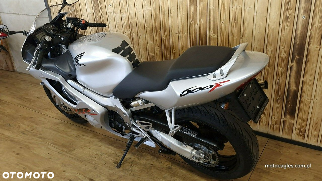 Honda CBR - 17