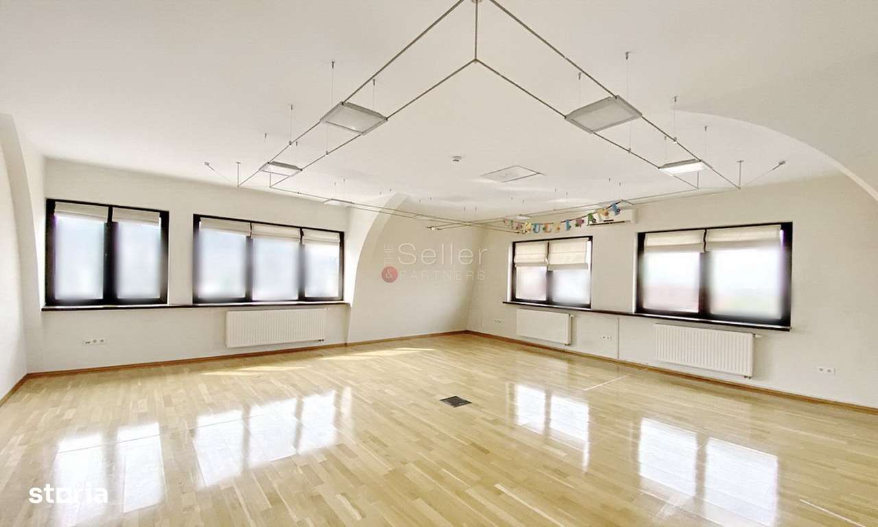 Central - Suprafata Generoasa - Imagine principală: 2/20