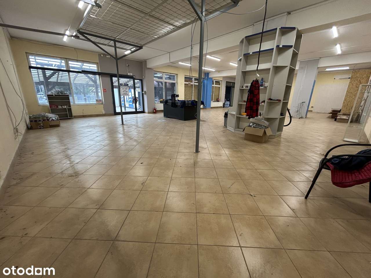 APTEKA, SIŁOWNIA, PRZYCHODNIA, REHABILITACJA, SZKOŁA, GASTRONOMIA - Pełny obrazek: 5/19