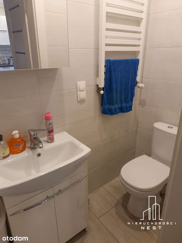 Bliźniak z garażem i ogródkiem-7