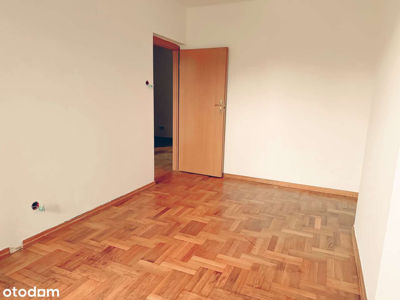 Segment 246 m² z ogrodem i 2 miejscami postojowymi – Warszawa Włochy - Pełny obrazek: 4/14