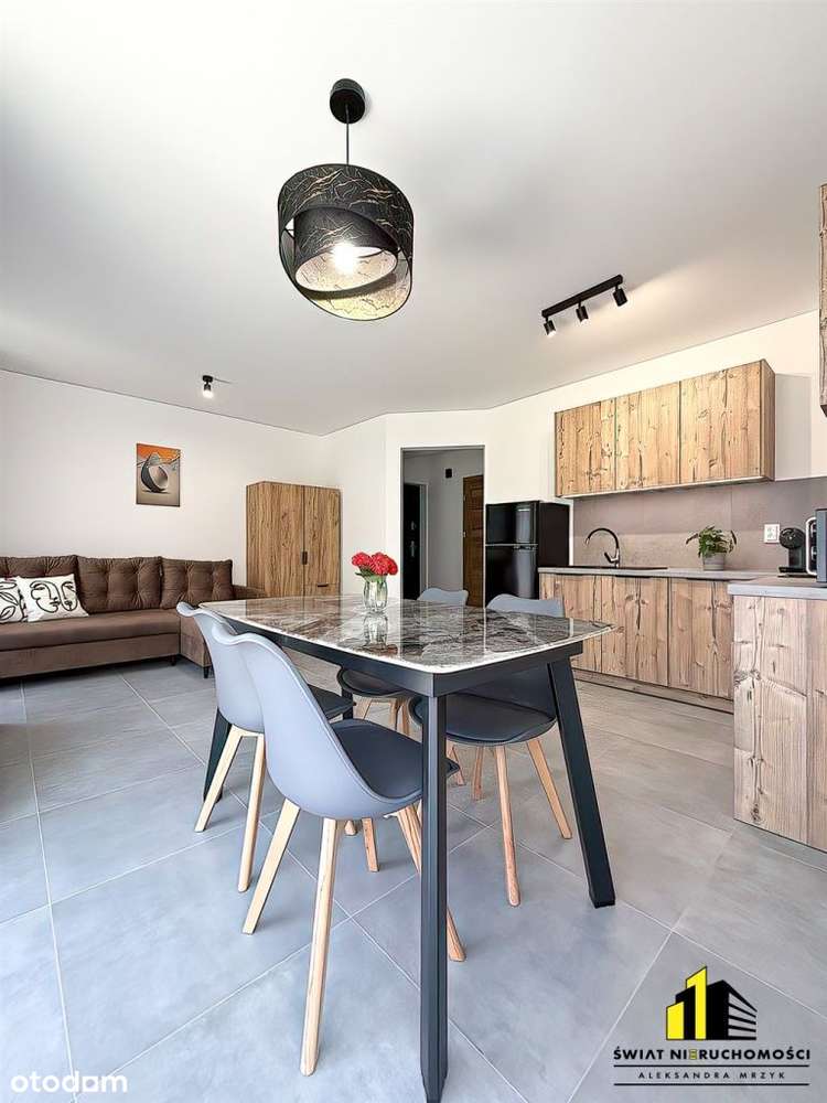 Nowoczesny apartament z widokiem na góry. - Widok 3