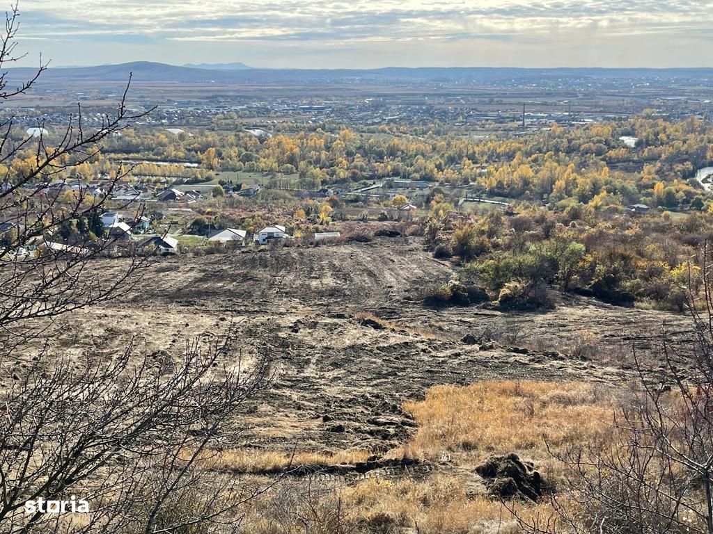 Teren rezidential zona dealuri cu panorama