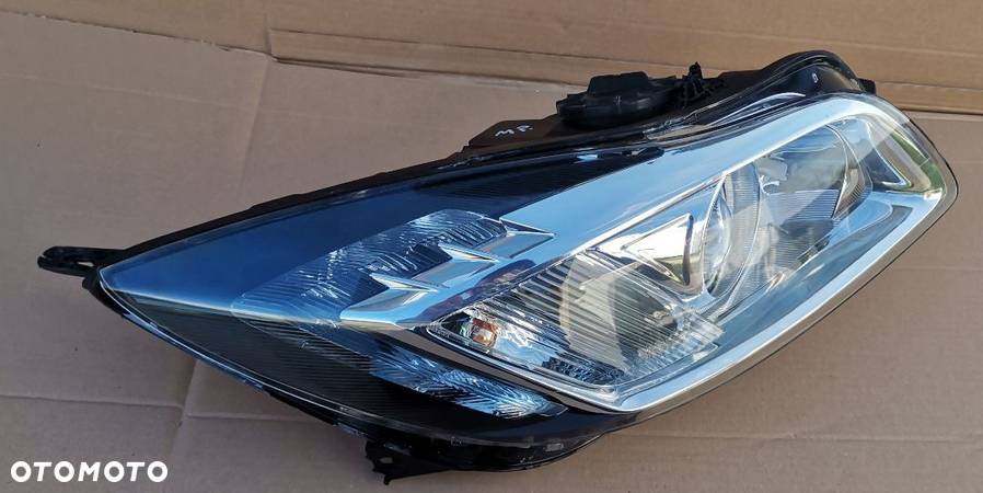 Bi-Xenon prawy Lampa prawa Opel Insignia A 2008- - 6