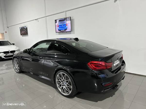 BMW M4 Coupe DKG Competition - 11