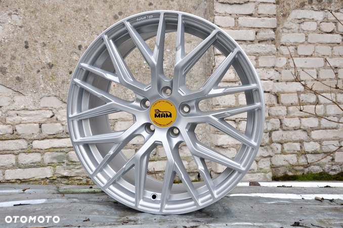 MAM RS4 19 5x114.3 MSL 72,6 - 2