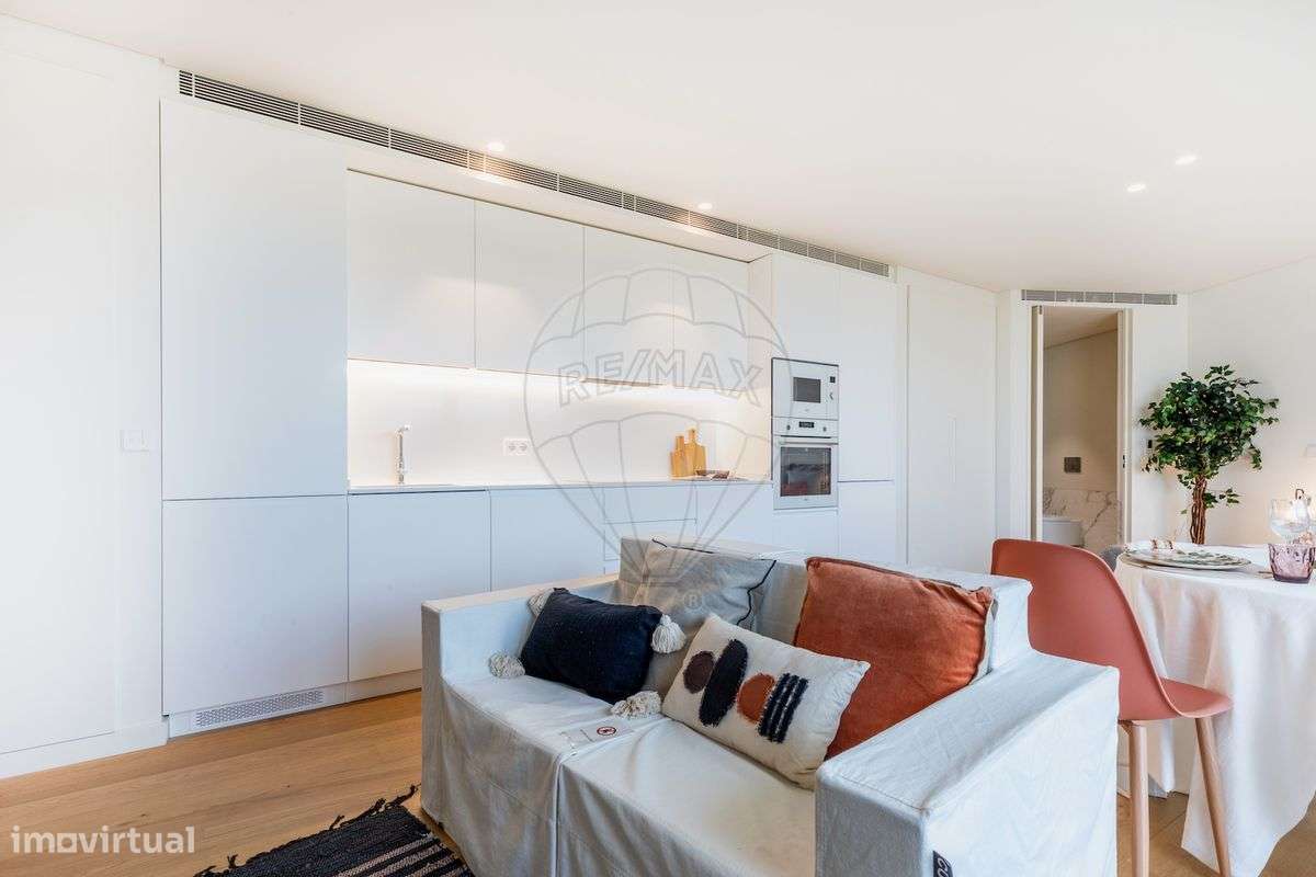 Apartamento T0 para venda - Grande imagem: 3/48