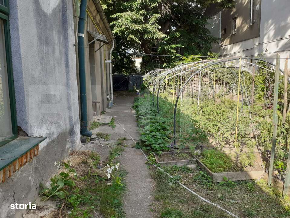 Casa de vanzare, 160 mp utili si 590, zona 0 Iasi - Imagine principală: 5/13
