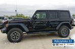 Jeep Wrangler - 12