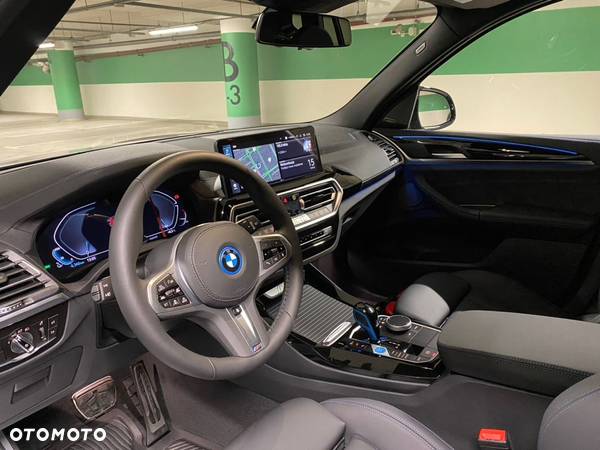 BMW iX3 Impressive - 13