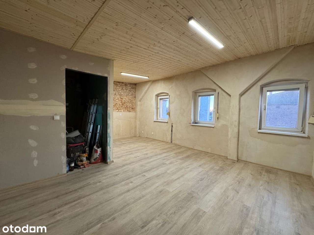 Kawalerka w Strzelinie z widokiem na miasto - Pełny obrazek: 5/9