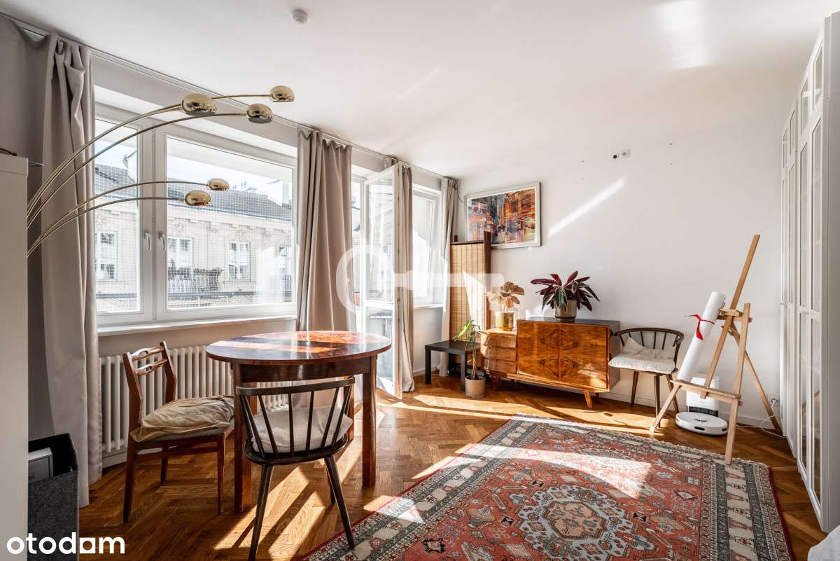 Słoneczne mieszkanie | Balkon | ul. Wilcza-0