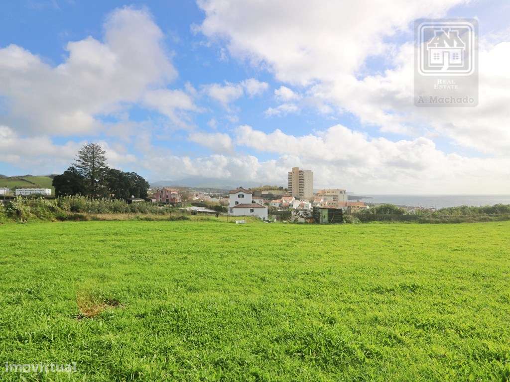 VENDA de AMPLO TERRENO junto à Praia das Milícias, com VISTA sobre ... - Grande imagem: 5/23