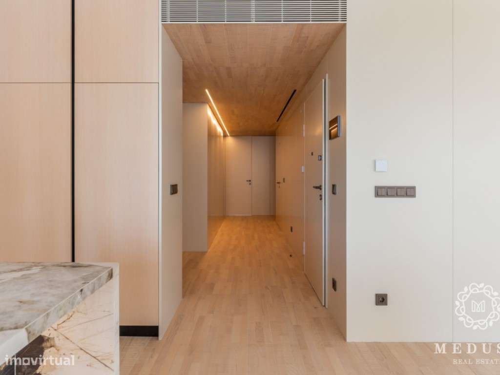 T4+1 no 1.º andar | Coral, Foz do Douro - Grande imagem: 5/38