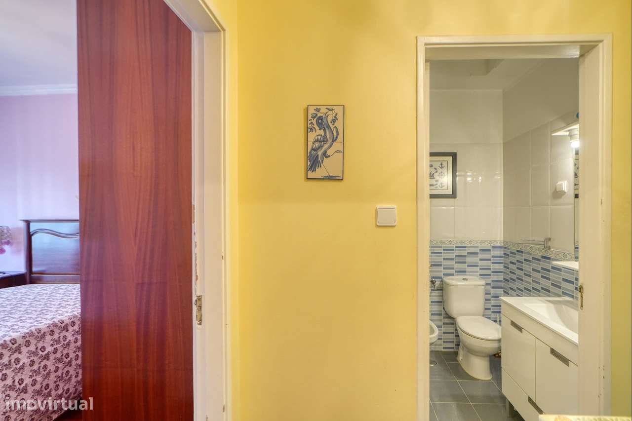 Apartamento com vista desafogada para Monsanto, São Domingos de Benfic-17