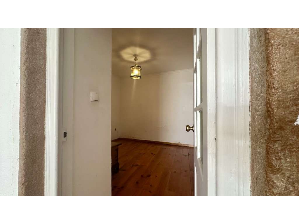 Apartamento T2 para venda na Estrela-5