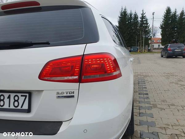 Volkswagen Passat 2.0 TDI Highline DSG - 27