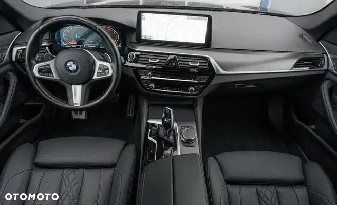 BMW Seria 5 520d xDrive mHEV - 5