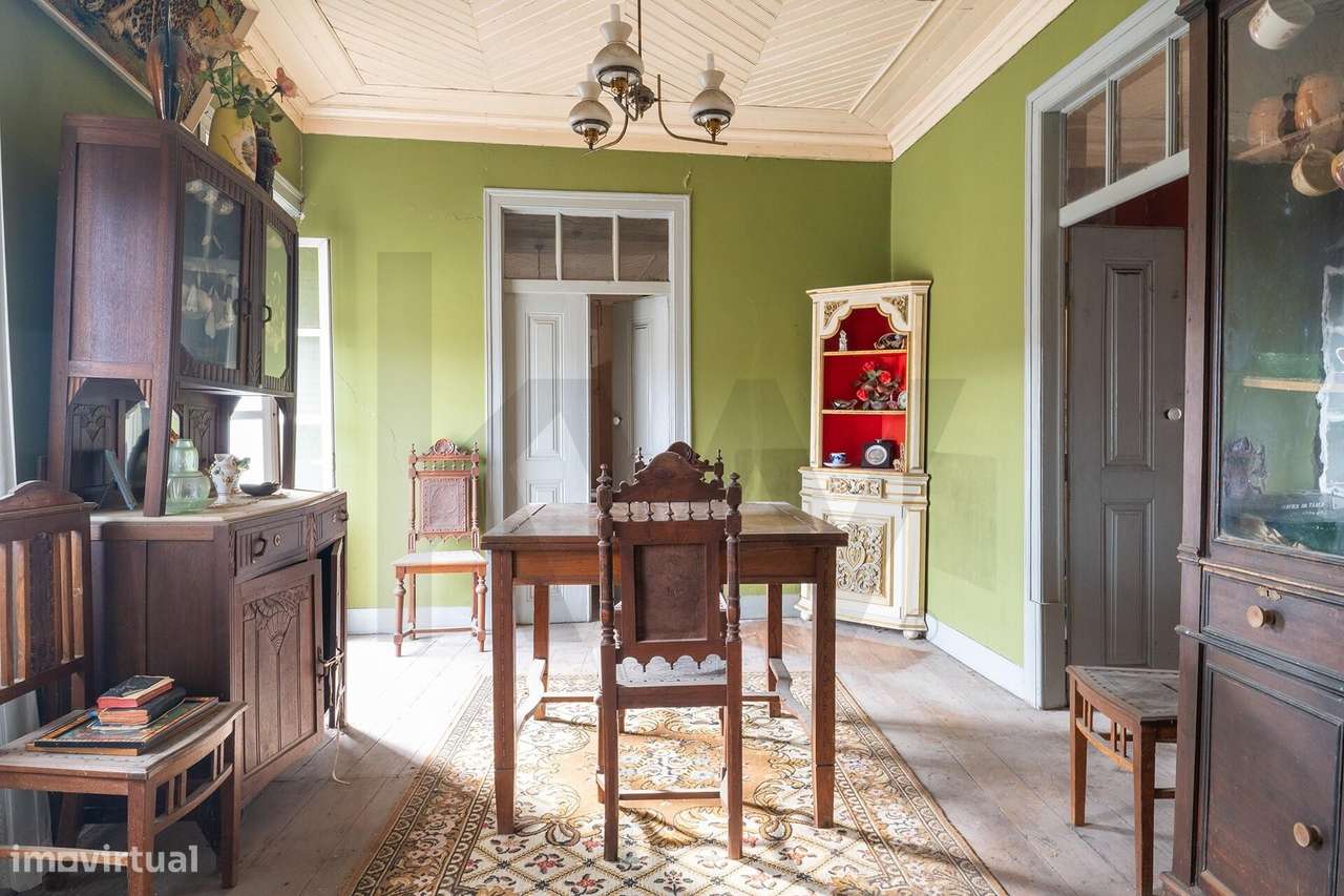 Moradia T10 com Terreno (ÁREA TOTAL 1143m2)  – Arneiro das Milhariças-25