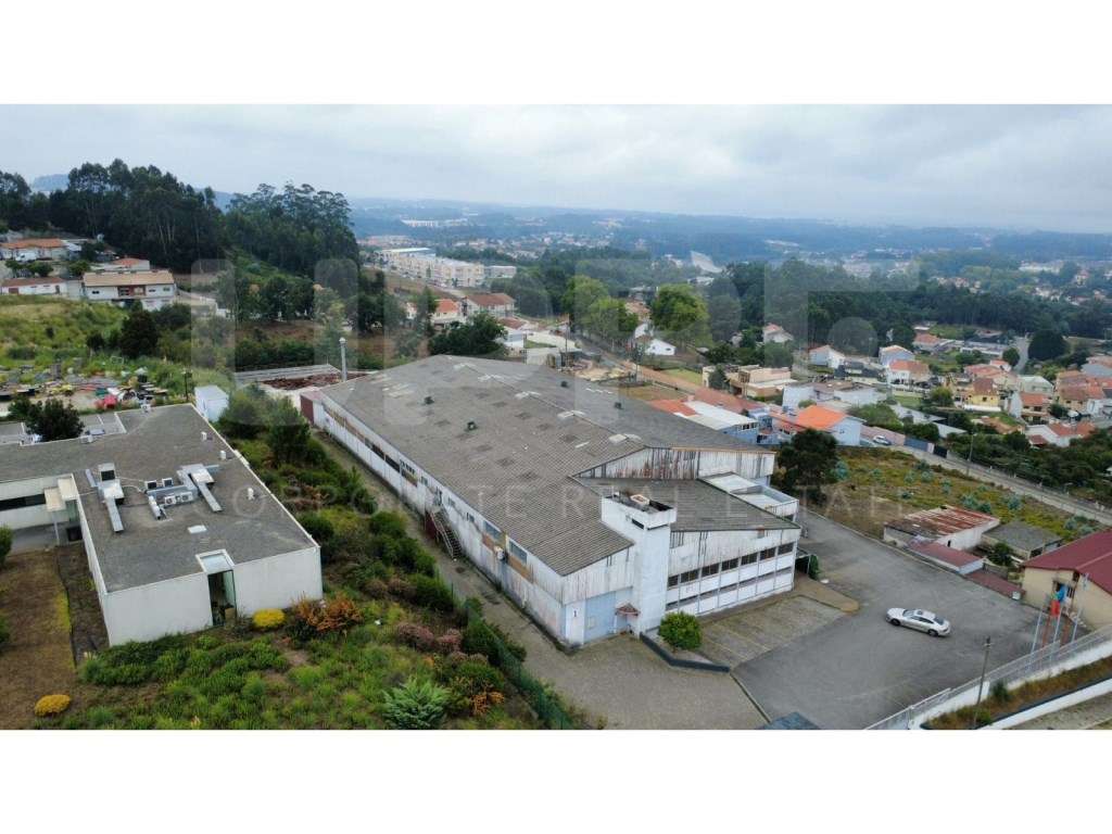 Armazém c/ pontes rolantes| VENDE | VN Gaia (Grijó)-9