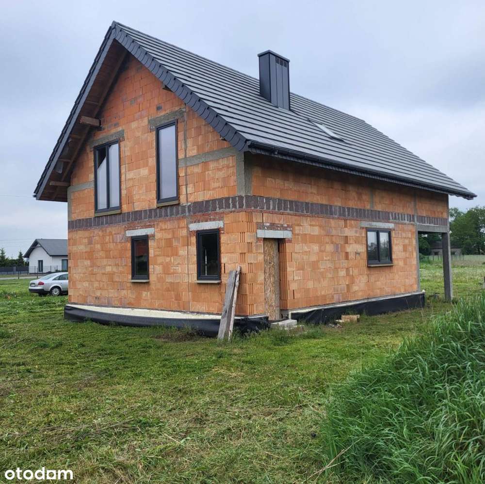 dom w stanie surowym zamkniętym Osiek Mały woj wlk-3