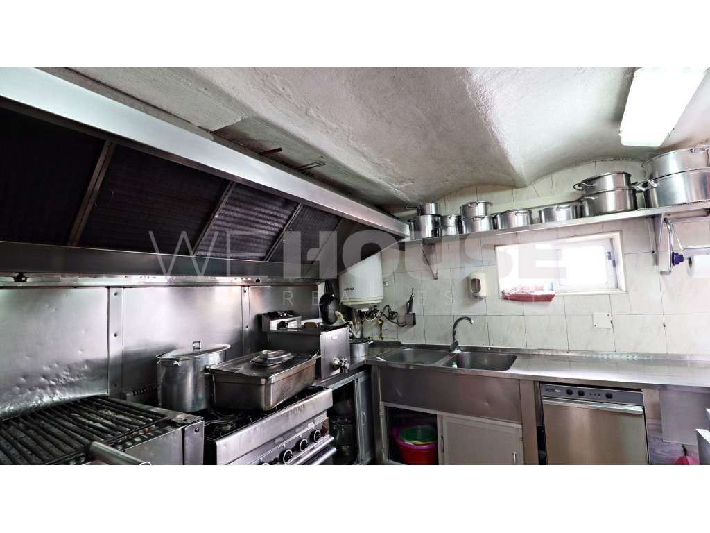 Trespasse de Restaurante no Centro do Barreiro - Grande imagem: 4/12