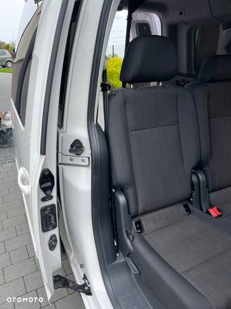 Volkswagen Caddy Maxi 2.0 TDI Comfortline DSG - 13